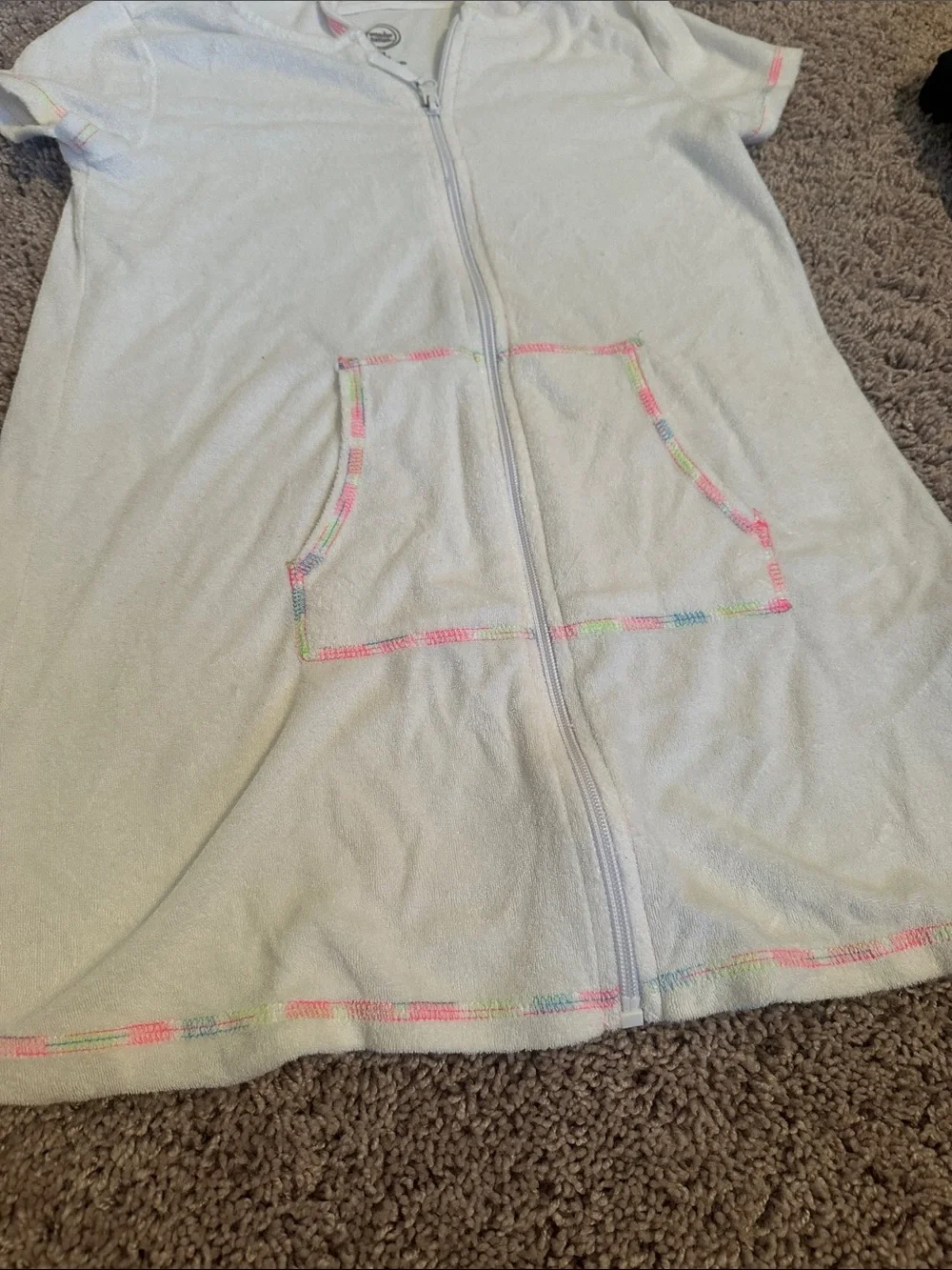 Swimsuit coverup white with rainbow colors size 7/8 wonder nation